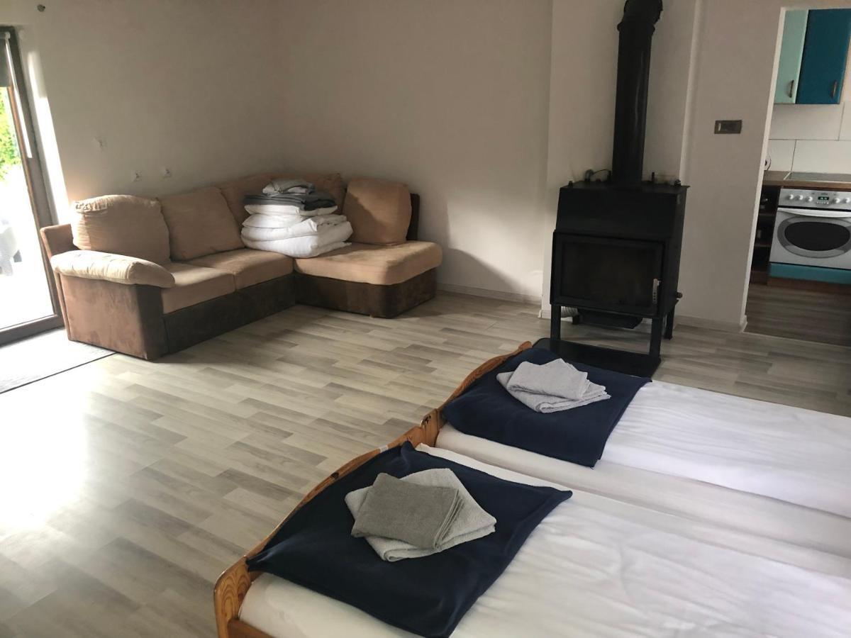 Dom Nad Krutynia Apartamento Ukta Exterior foto